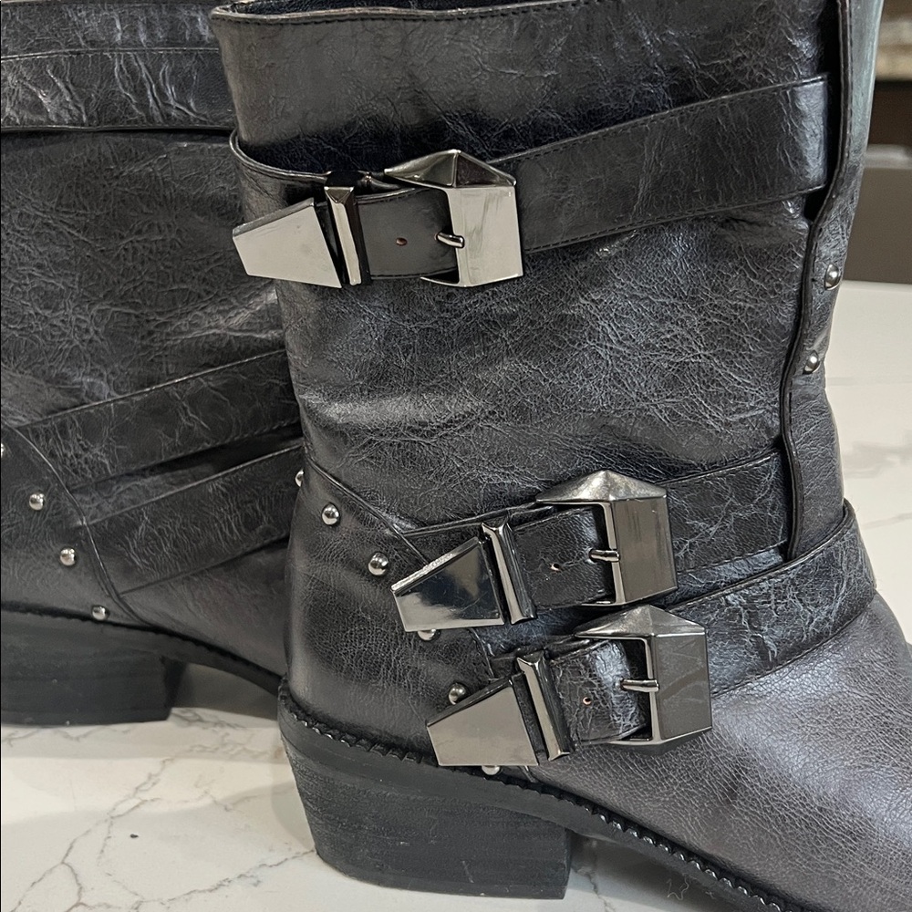 B. Makowsky Dark Gray Leather Moto Boots Womens Size 7.5 - Picture 8 of 13